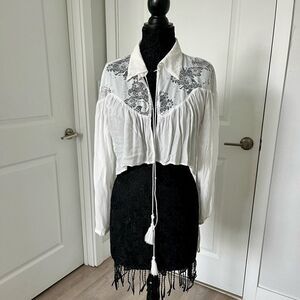 House of Harlow Boho Crop